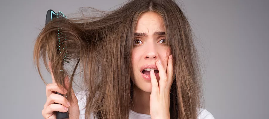 HOW TO REDUCE FRIZZ IN YOUR HAIR